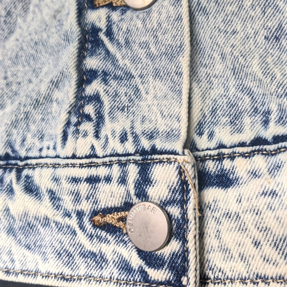 Custom Denim Jacket with 30 pins! - Picture 13 of 14